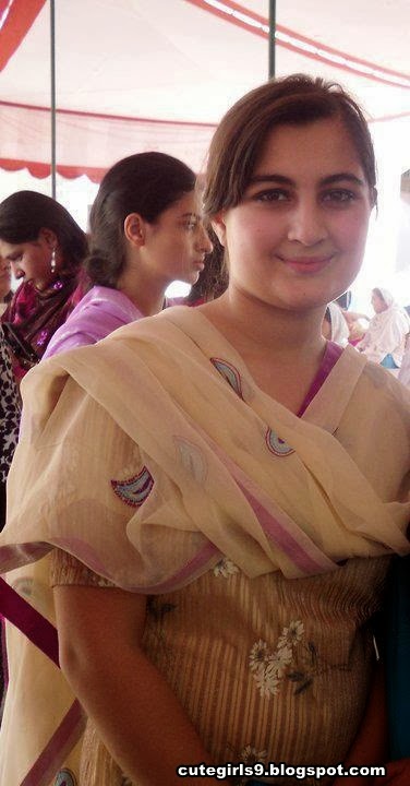 real school girls indian pussy flash at hotel
